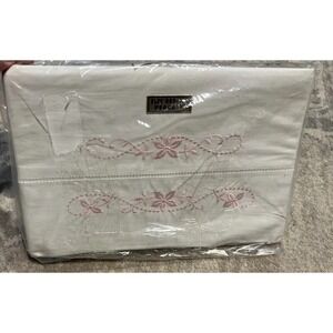 VTG New Progress Quality Pair pillowcases White Pink Embroidery
